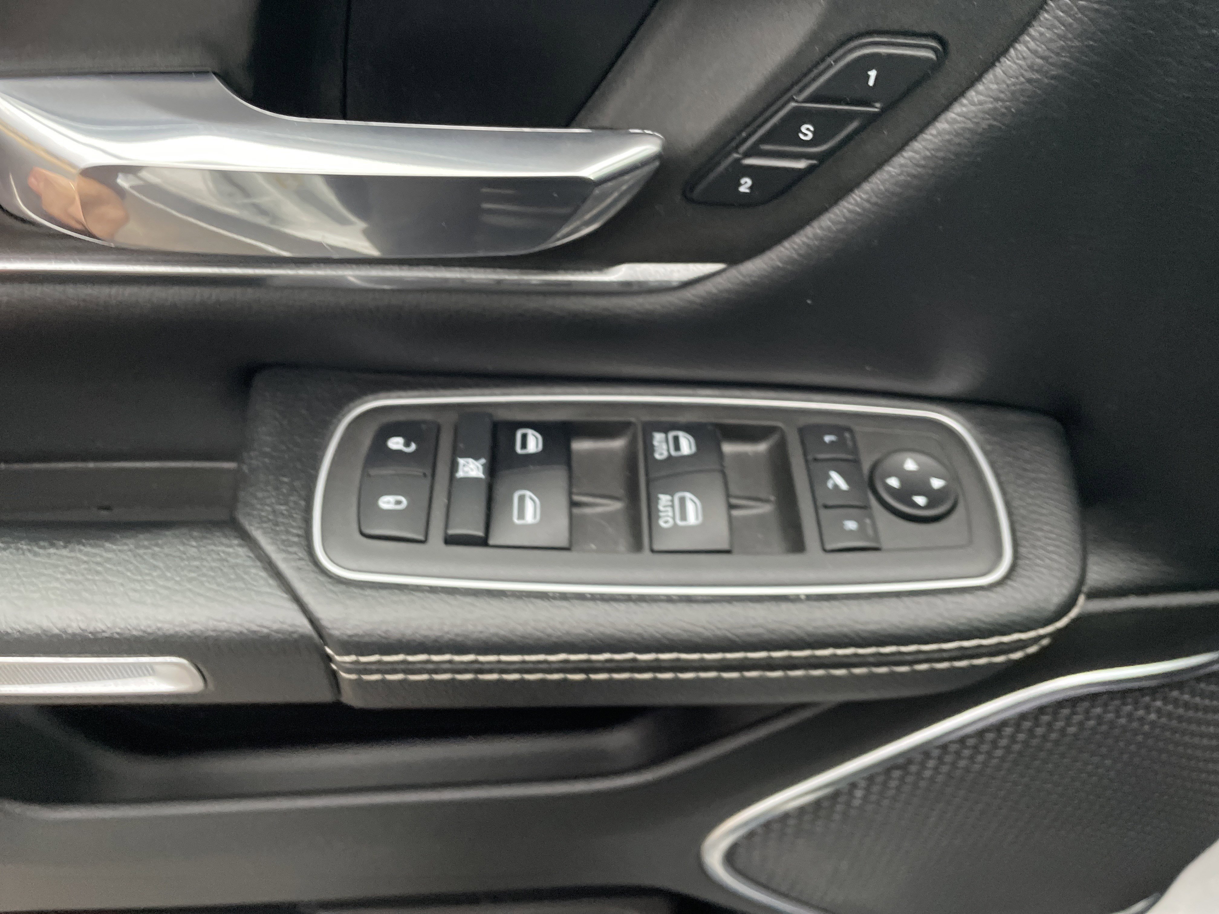 Used 2022 RAM 1500 Laramie w/ Sport Appearance Package image 31