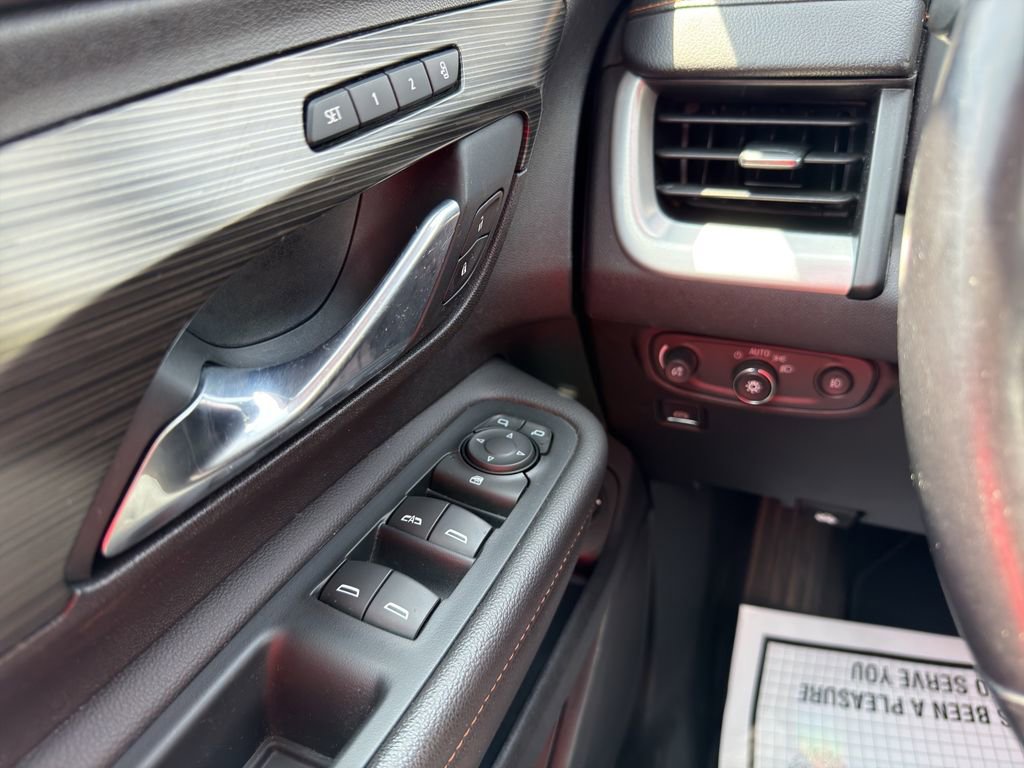 Certified 2019 GMC Terrain SLT w/ Preferred Package AWD/4WD image 22