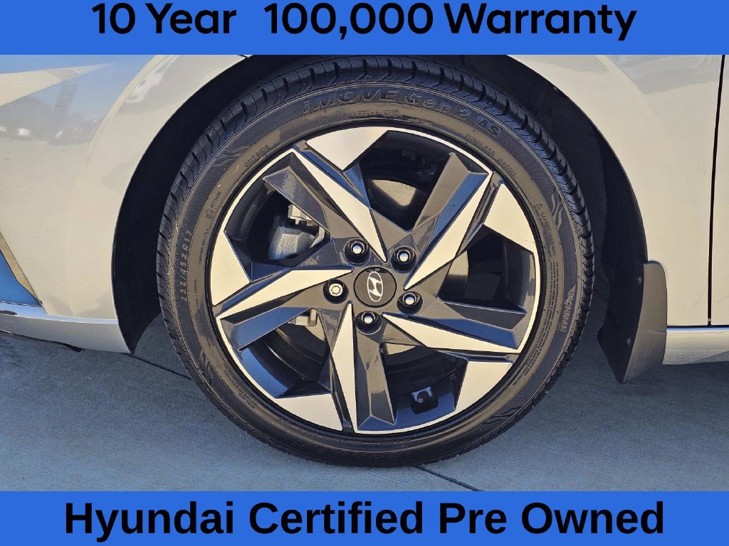 Certified 2022 Hyundai Elantra Limited w/ Cargo Package FWD image 9