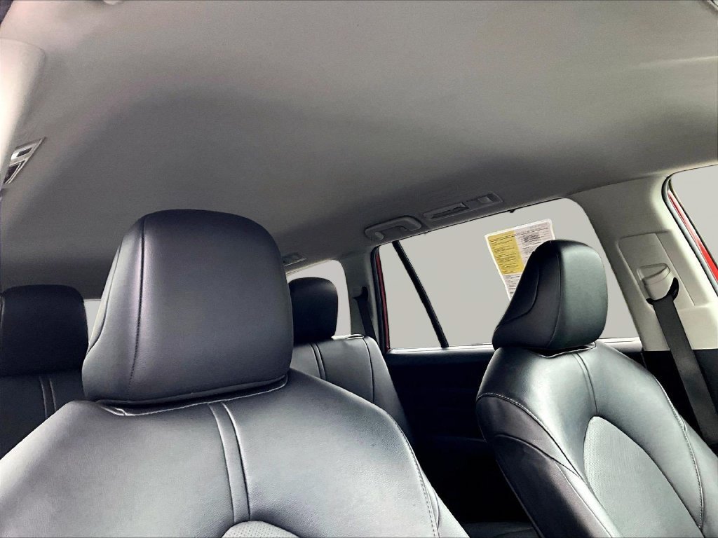Used 2025 Toyota Grand Highlander AWD image 23