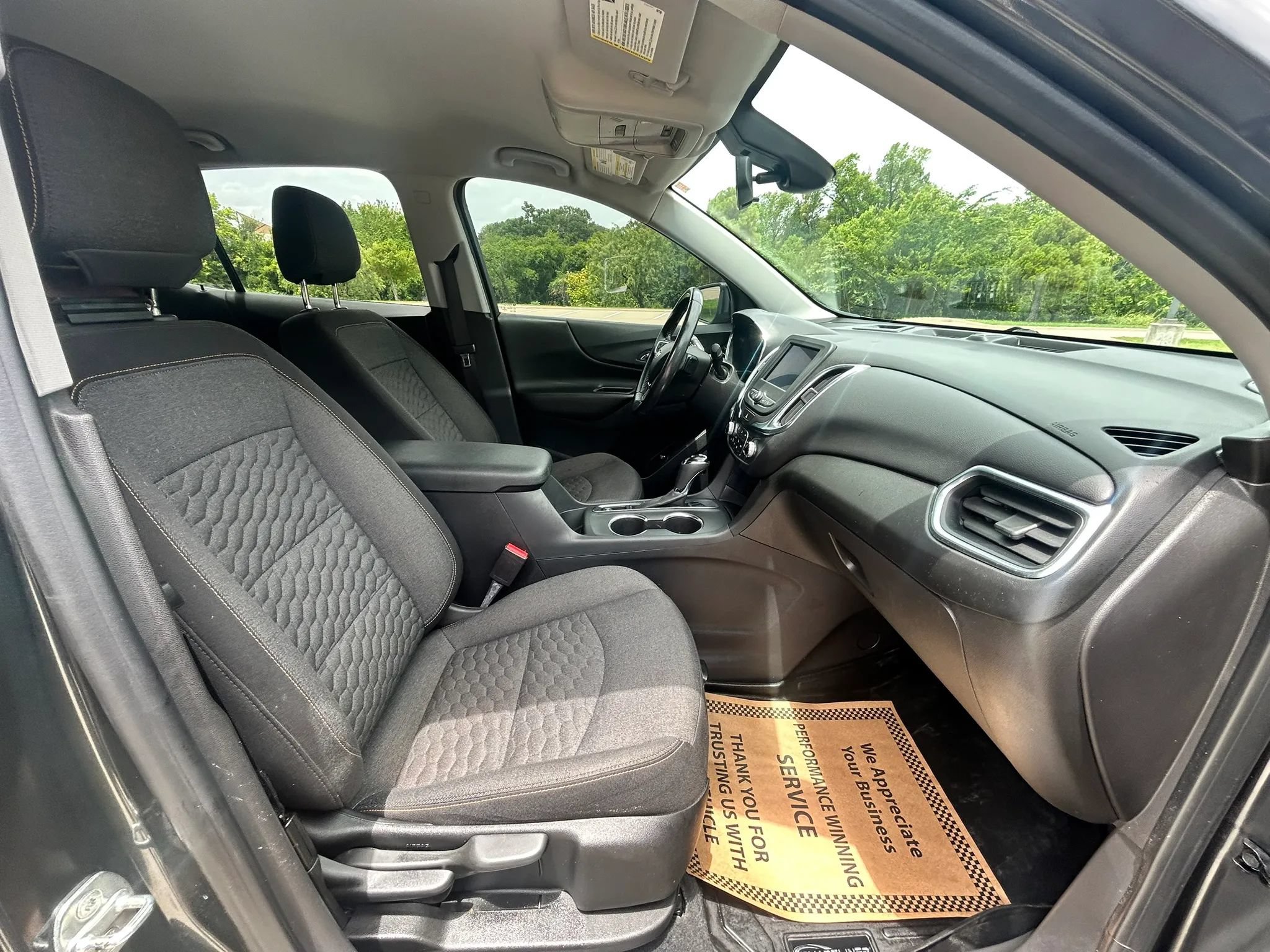 Used 2021 Chevrolet Equinox LT FWD image 16