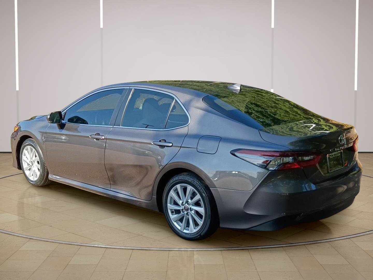 Used 2024 Toyota Camry LE w/ Convenience Package FWD image 40