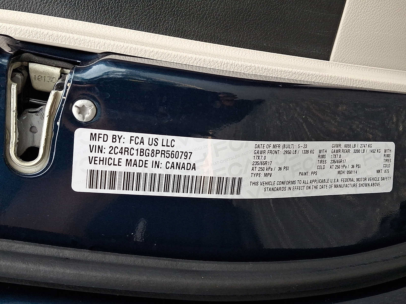 Certified 2023 Chrysler Pacifica Touring-L FWD image 29