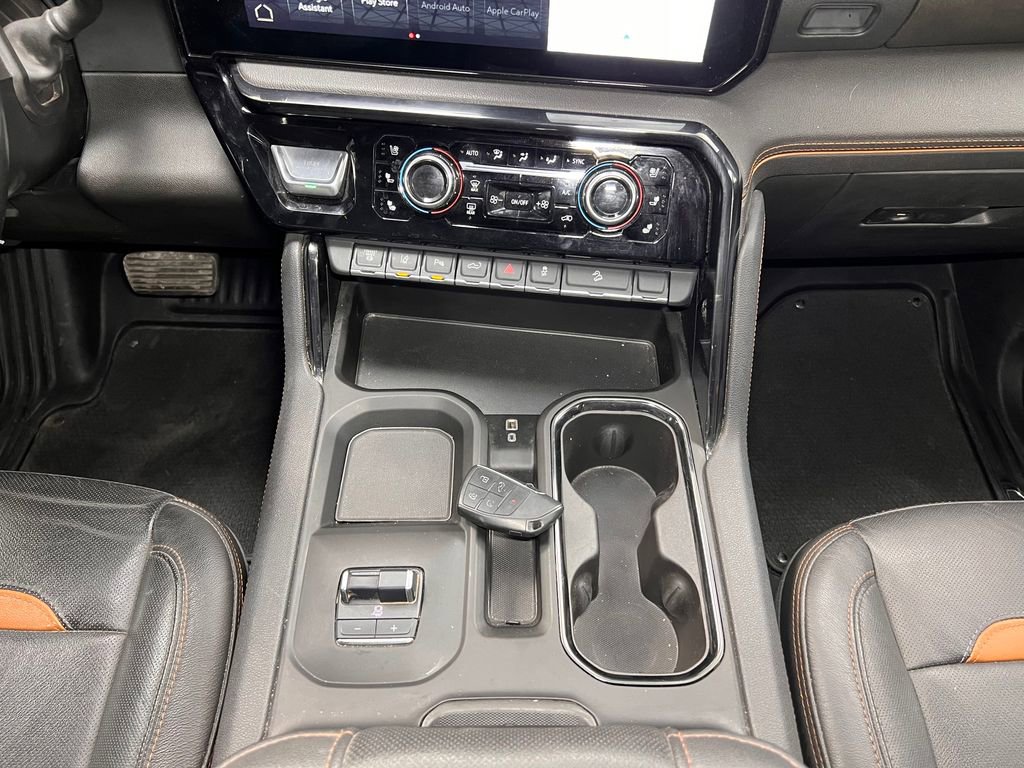 Used 2024 GMC Sierra 2500 AT4 w/ AT4 Premium Plus Package image 14
