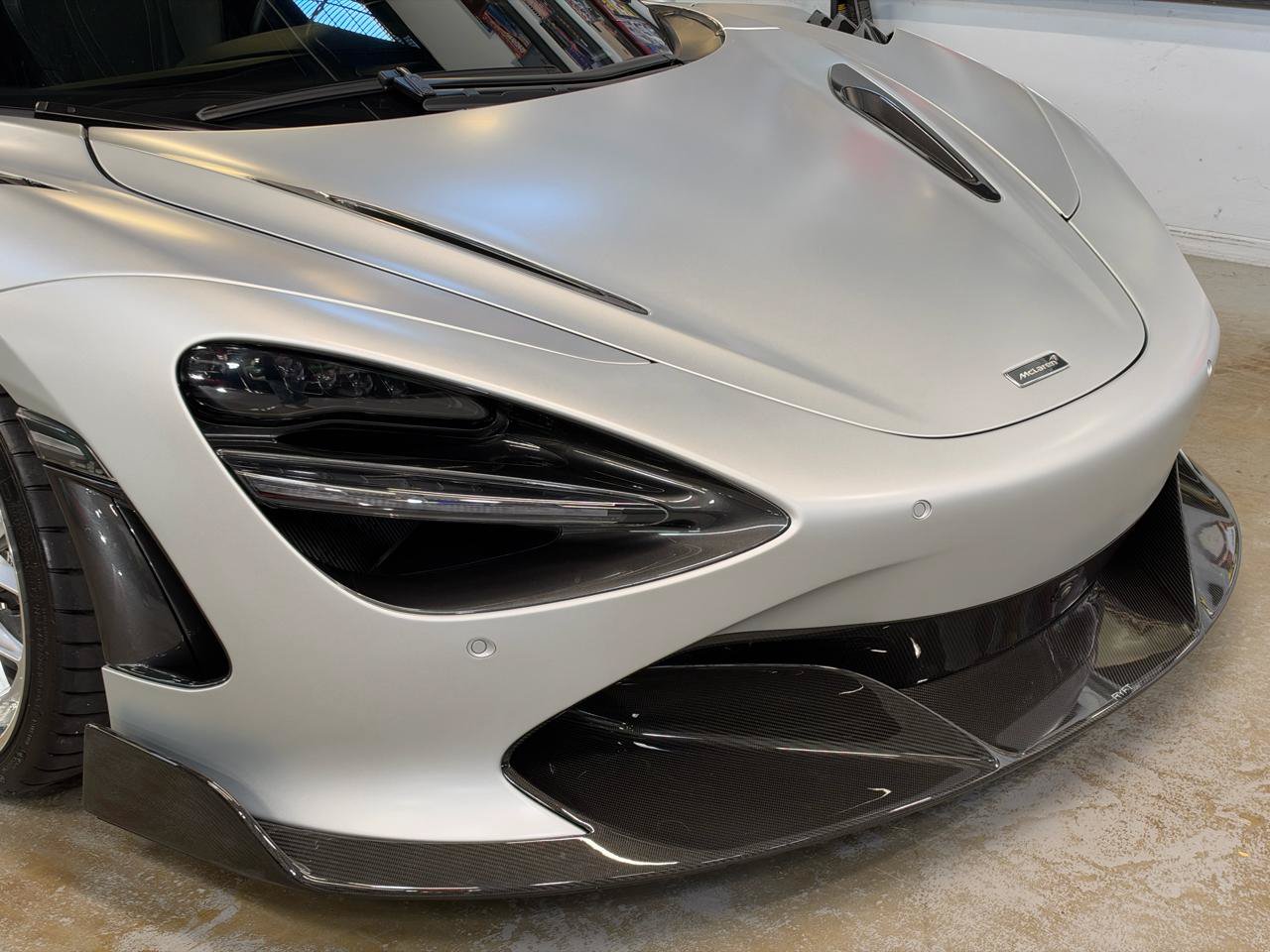 Used 2020 McLaren 720S Performance RWD image 18