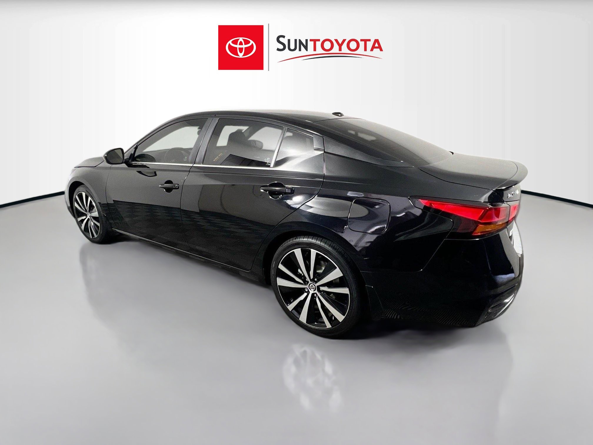 Used 2022 Nissan Altima 2.5 SR image 5