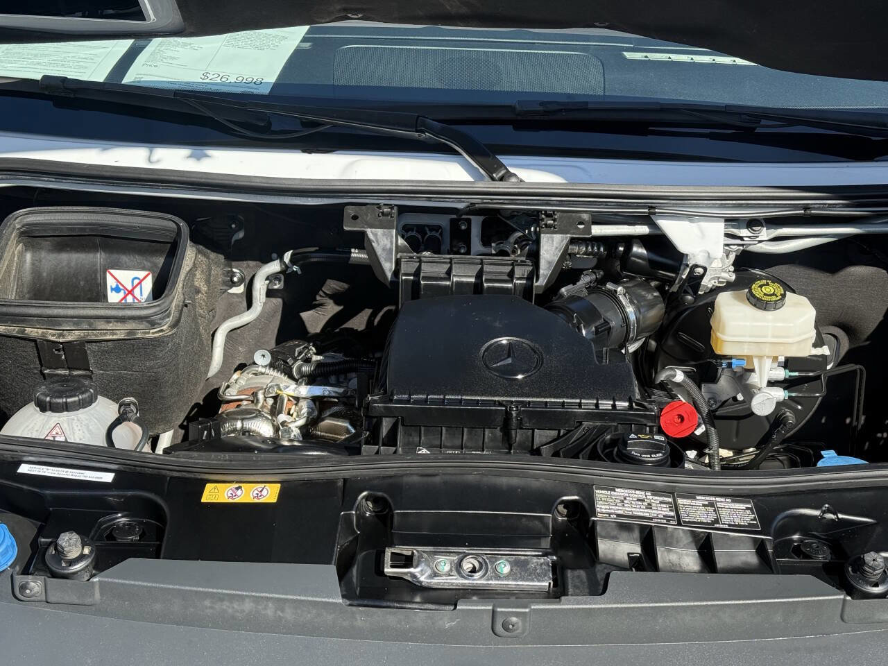 Used 2023 Mercedes-Benz Sprinter 2500 image 18