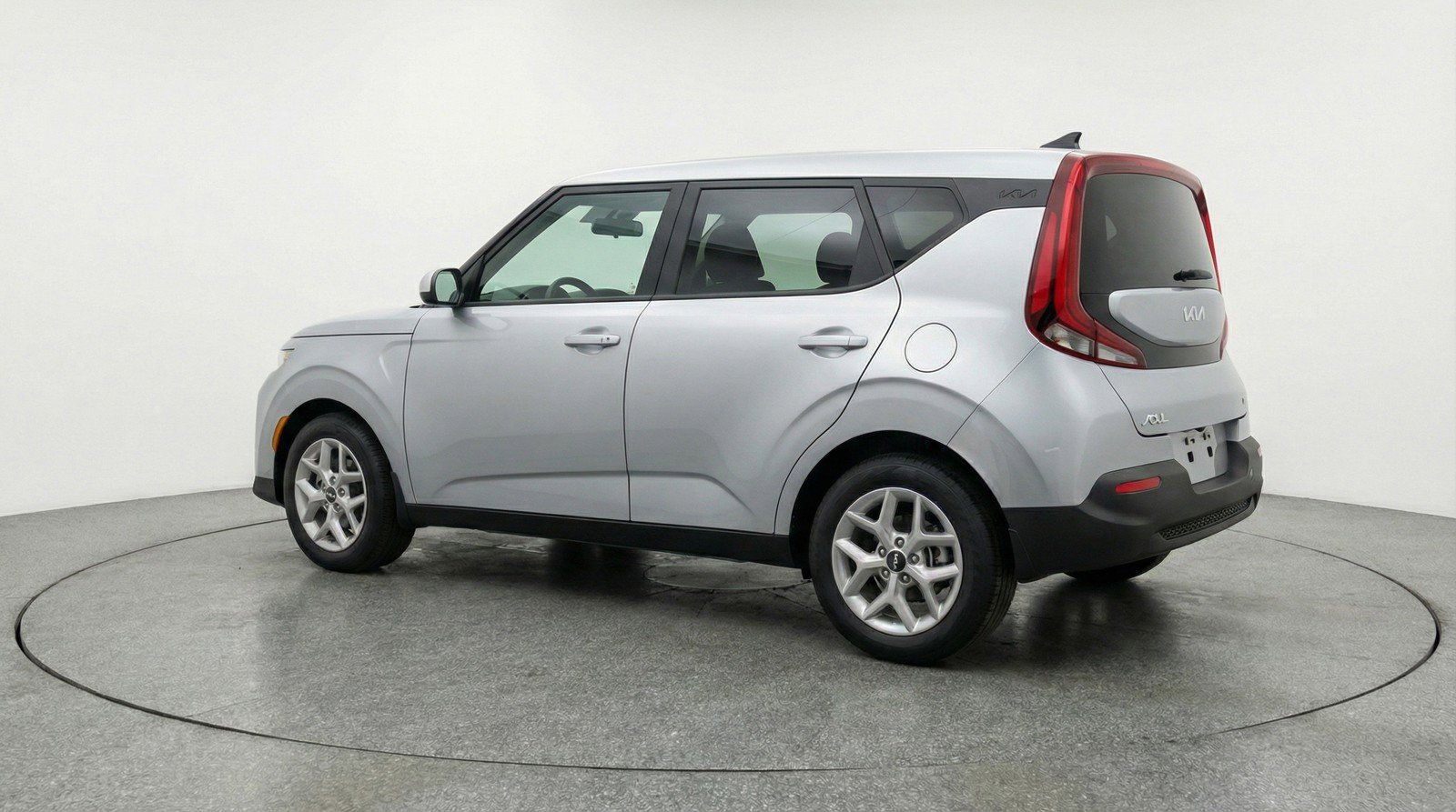 Used 2025 Kia Soul LX w/ LX Technology Package image 6