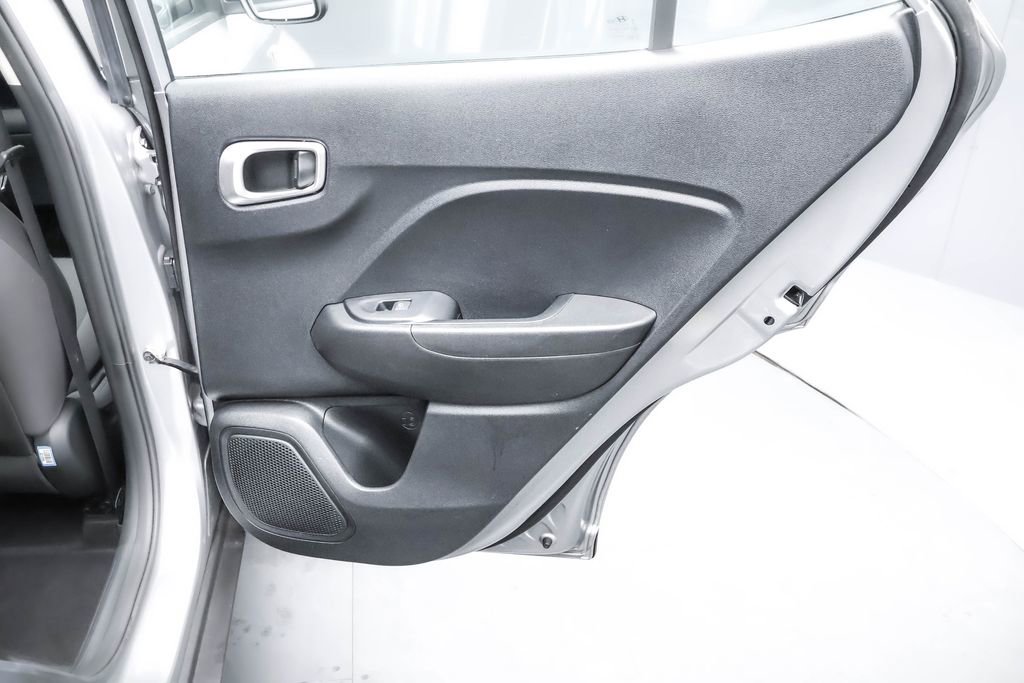 Used 2023 Hyundai Venue SE w/ Cargo Package image 24