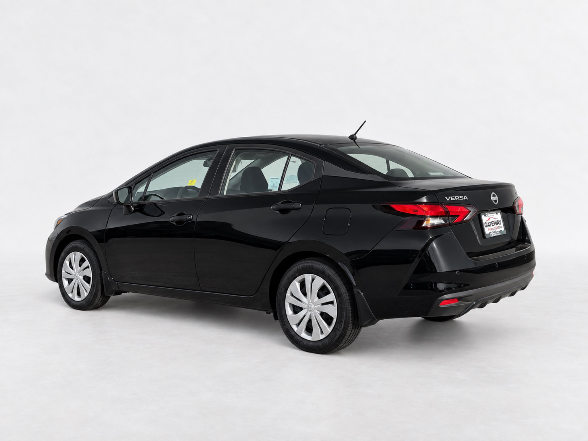 Used 2025 Nissan Versa S w/ Trunk Package FWD image 3