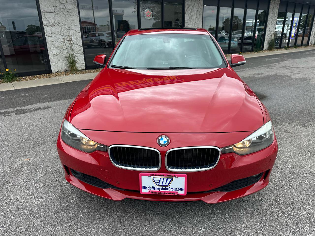 Used 2015 BMW 320i xDrive Sedan AWD/4WD image 10