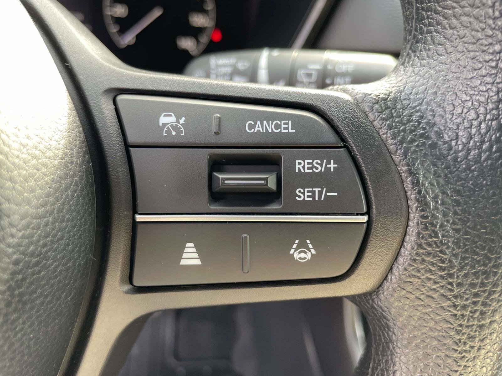 Used 2024 Honda CR-V EX image 10