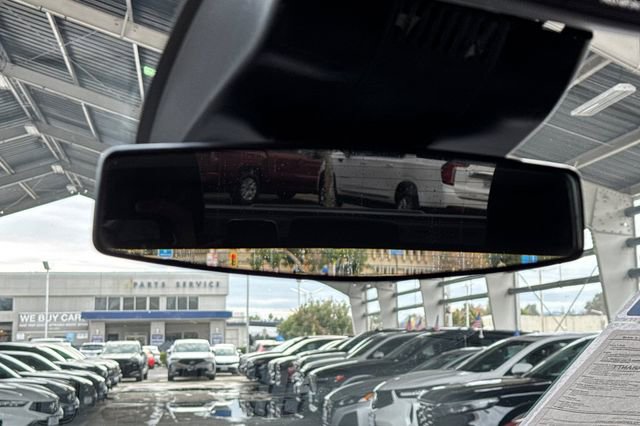 Used 2025 Chevrolet Silverado 1500 LT image 25