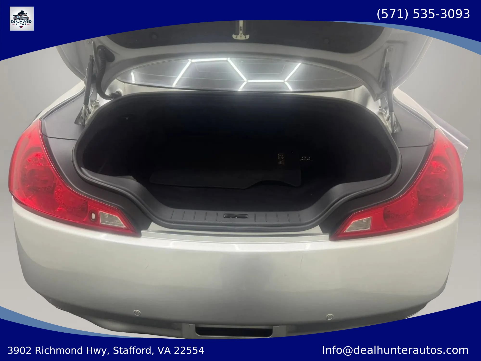Used 2011 INFINITI G37 Journey w/ Premium Pkg RWD image 10
