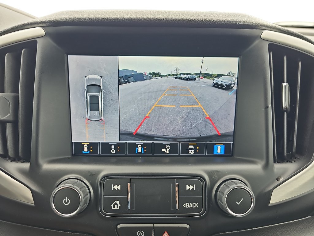 Used 2022 GMC Terrain SLT w/ Infotainment Package II FWD image 23