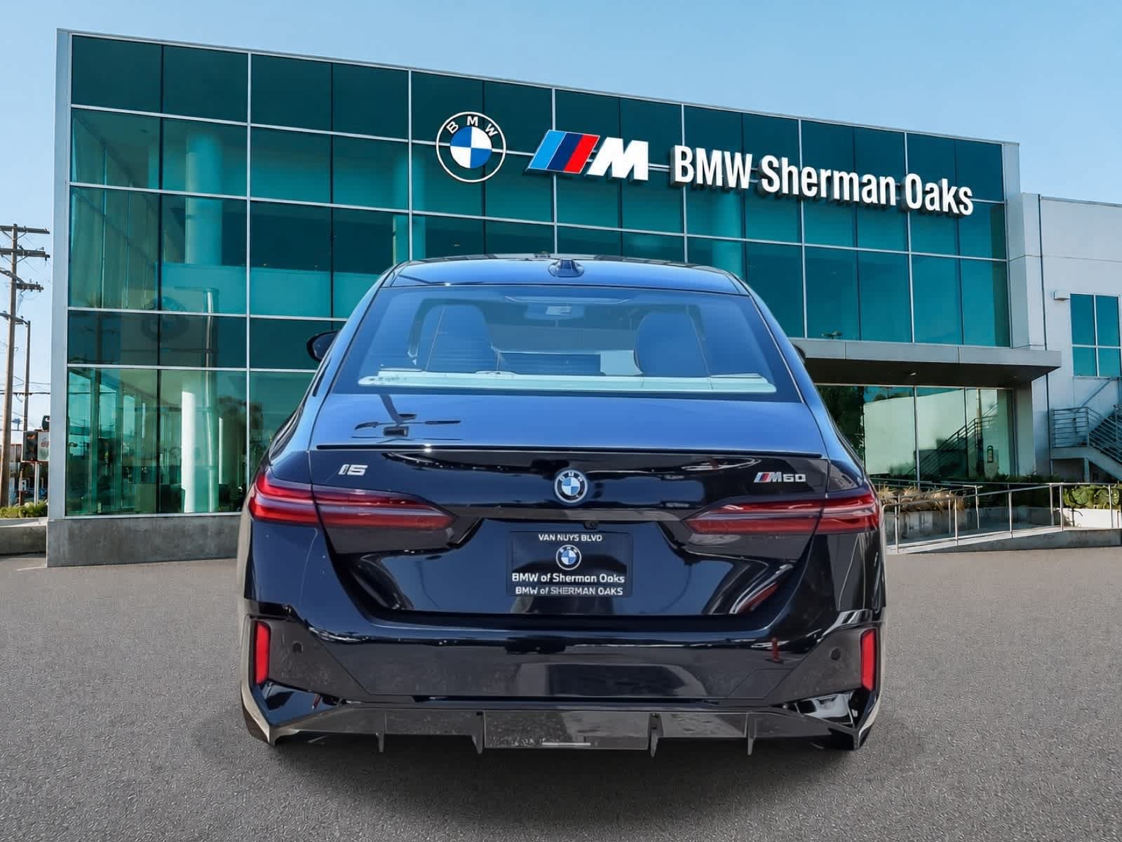 New 2026 BMW i5 M60 w/ Premium Package AWD/4WD image 5