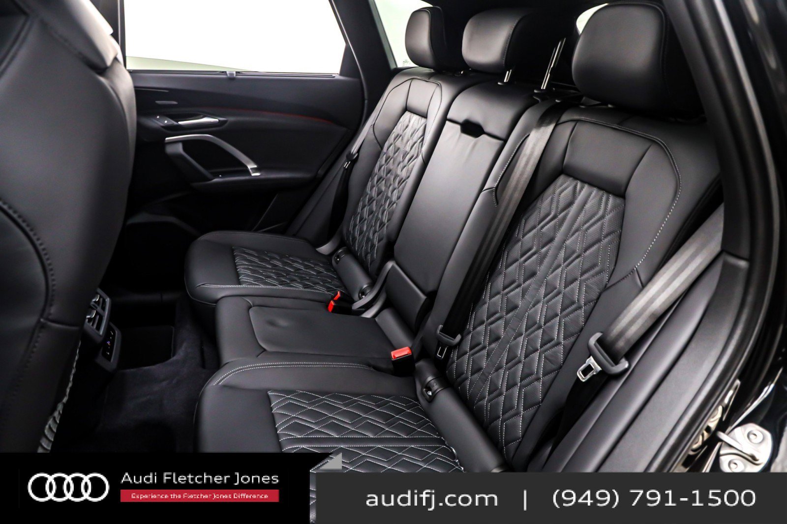 New 2025 Audi SQ5 Prestige image 8