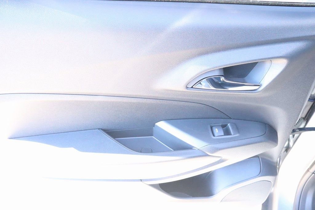 New 2026 Chevrolet Trax RS w/ Sunroof Package image 15