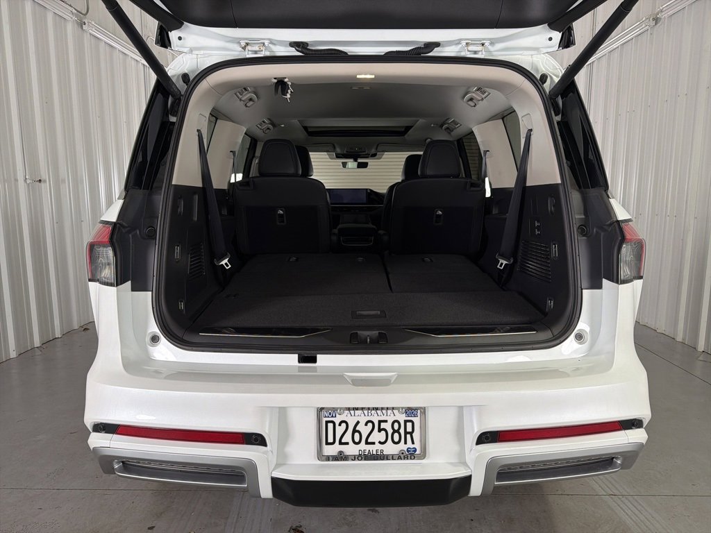 Certified 2025 INFINITI QX80 Pure image 9