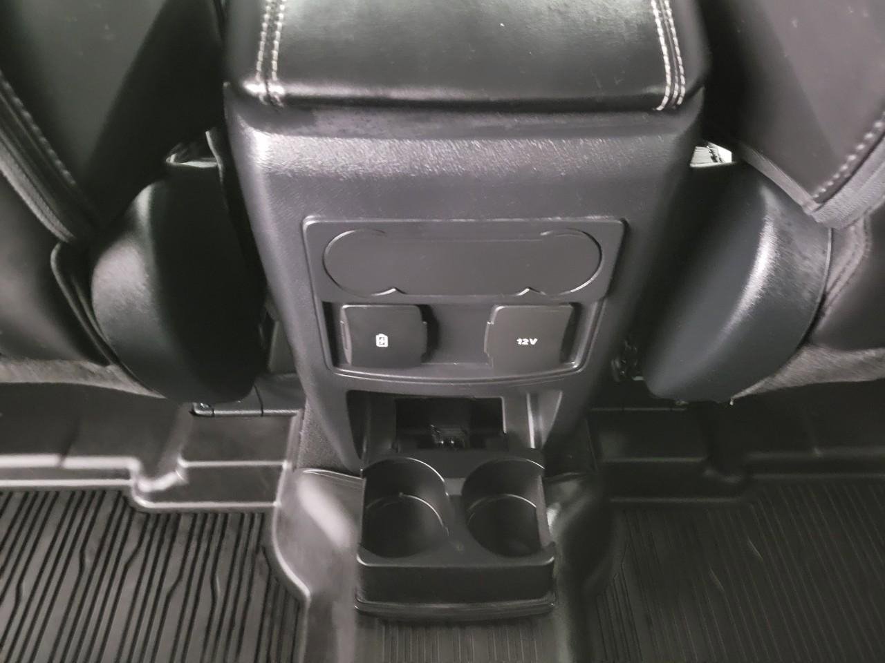 Used 2023 Ford Explorer XLT w/ Equipment Group 202A image 21