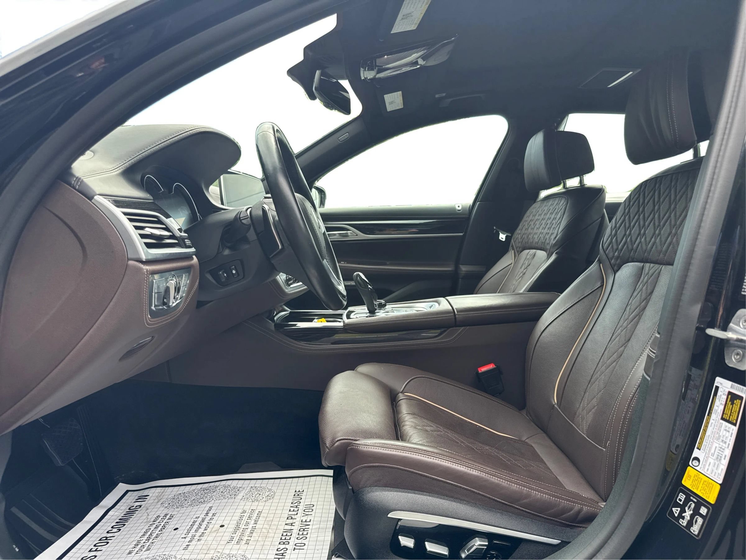 Used 2017 BMW 750i xDrive AWD/4WD image 11