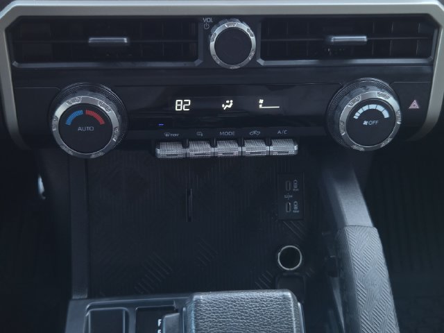 Used 2024 Toyota Tacoma TRD Sport RWD image 17