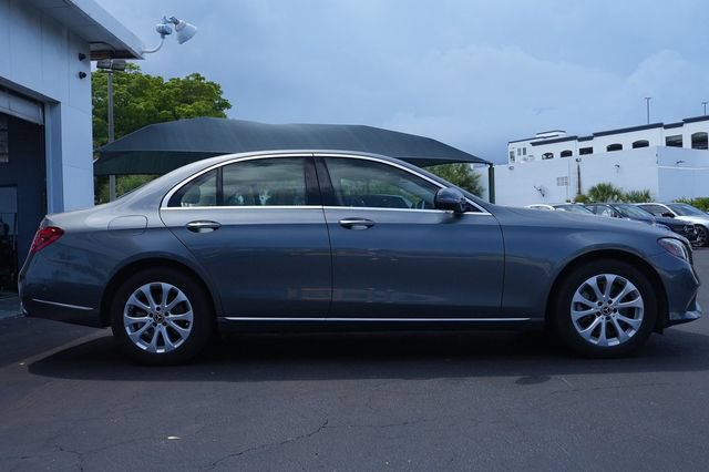 Used 2018 Mercedes-Benz E 300 4MATIC image 17