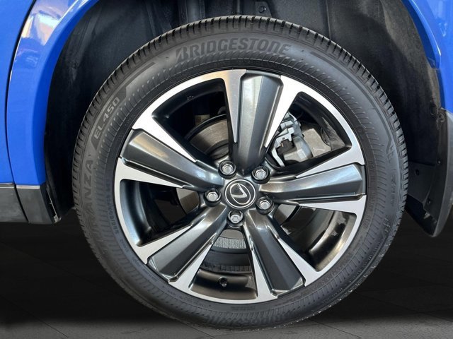 Certified 2025 Lexus UX 300h FWD image 22