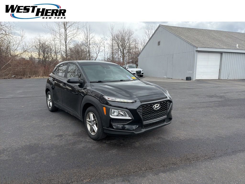 Used 2021 Hyundai Kona SE w/ Cargo Package image 1
