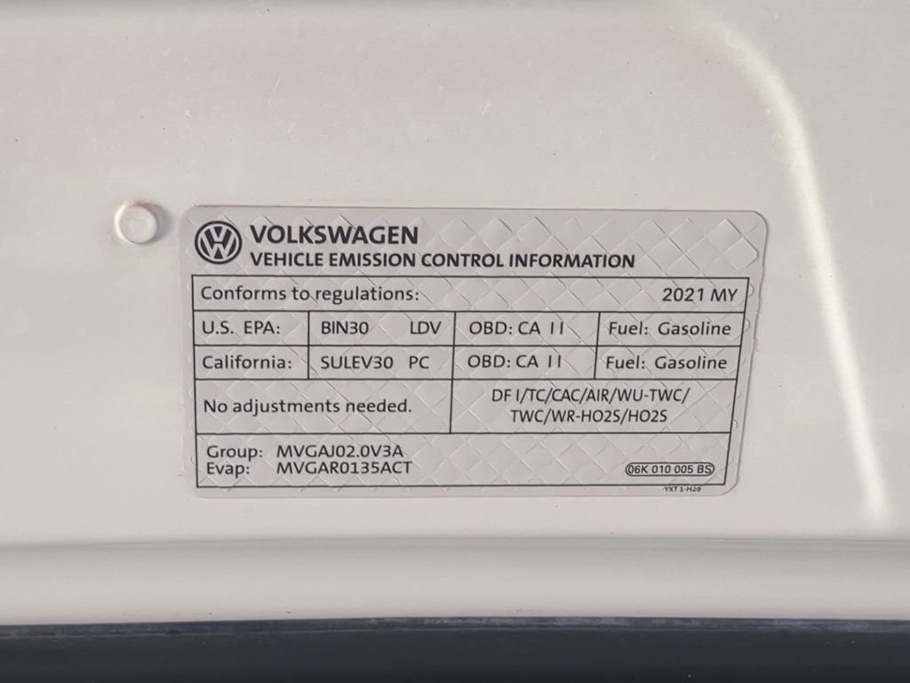 Used 2021 Volkswagen Tiguan SE R-Line FWD image 36