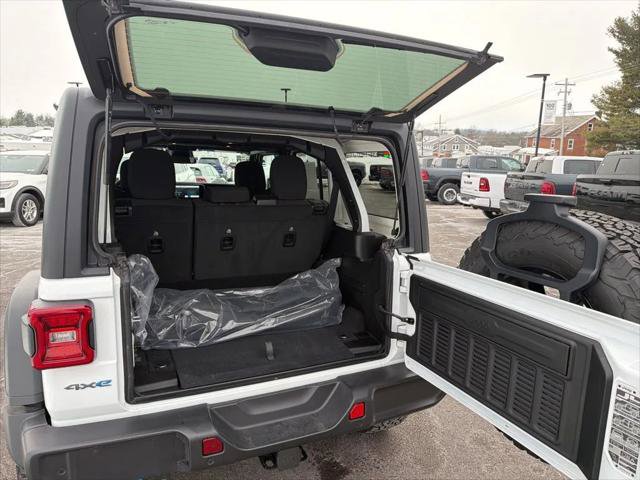 Certified 2025 Jeep Wrangler Unlimited Rubicon 4xe w/ Safety Group image 18