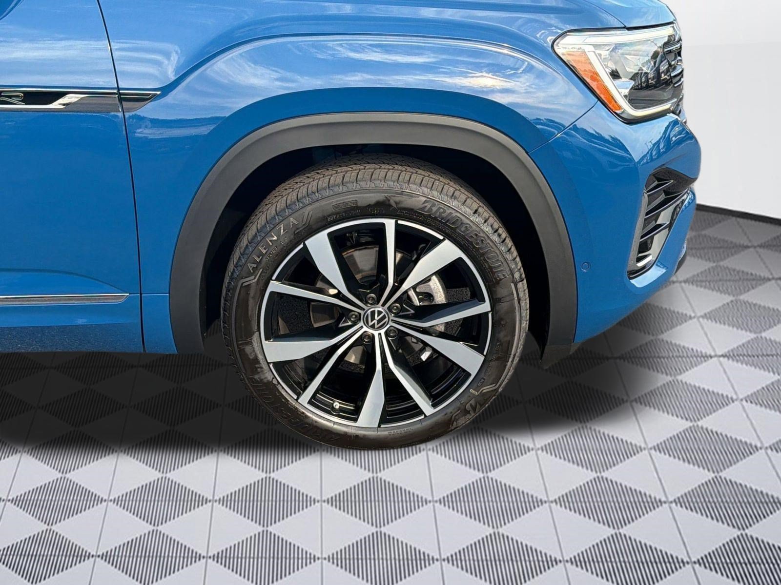 New 2026 Volkswagen Atlas SEL Premium R-Line AWD/4WD image 11