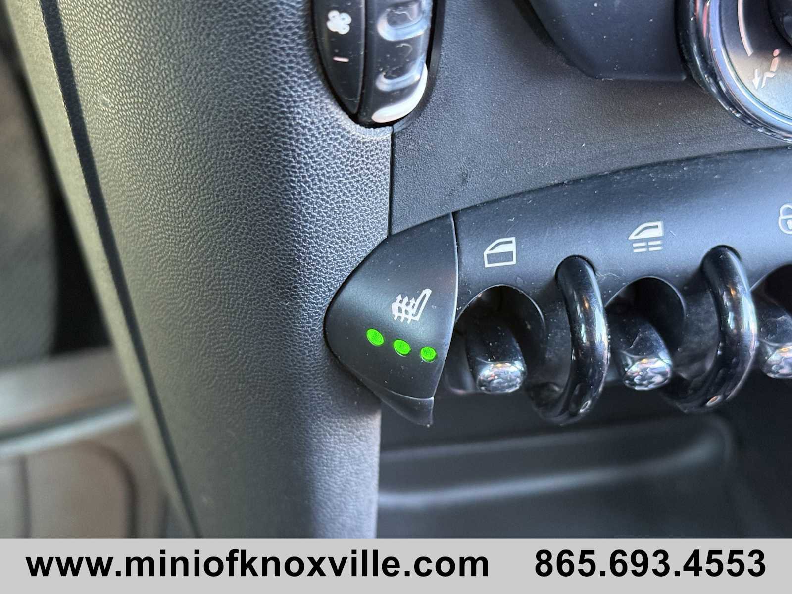 Used 2012 MINI Cooper Convertible image 20