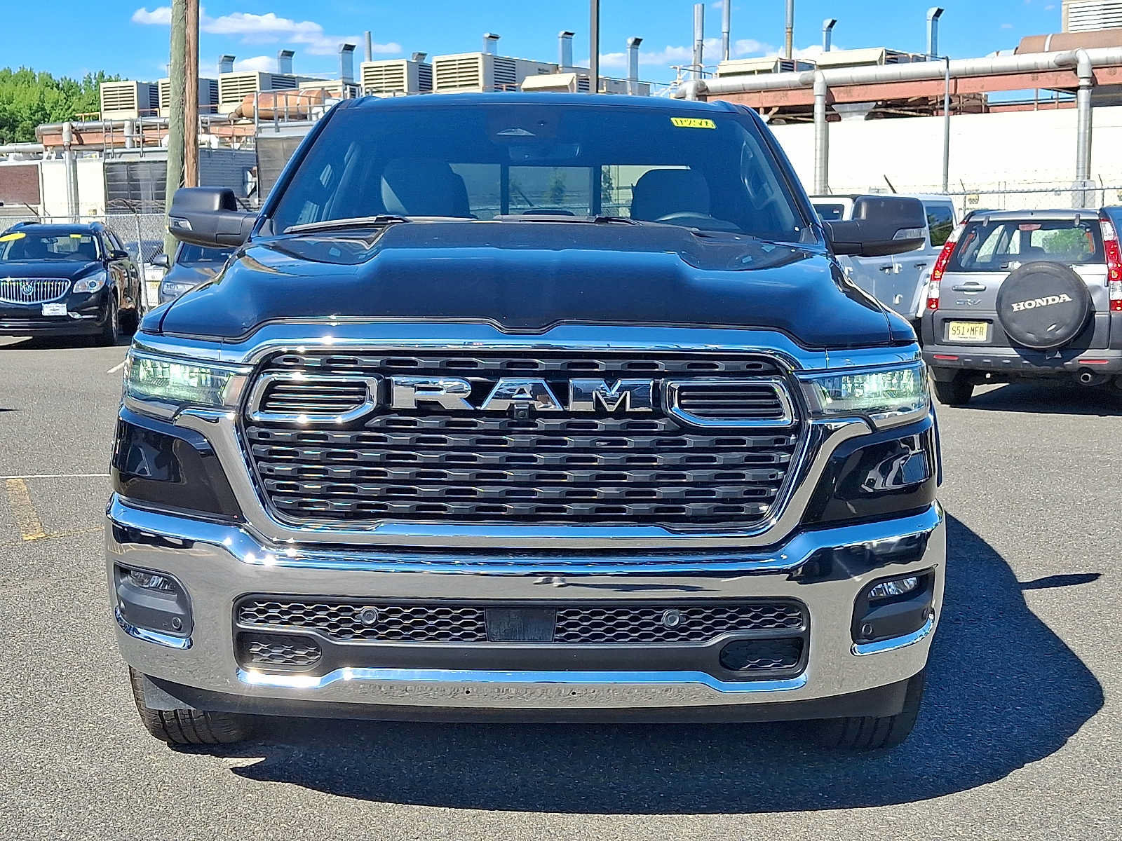Used 2025 RAM 1500 Big Horn AWD/4WD image 2