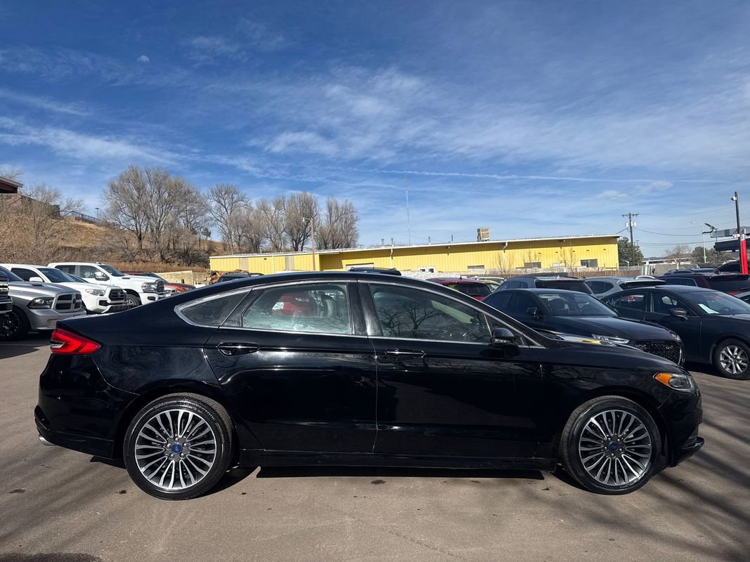 Used 2018 Ford Fusion SE w/ Fusion SE Technology Package image 8