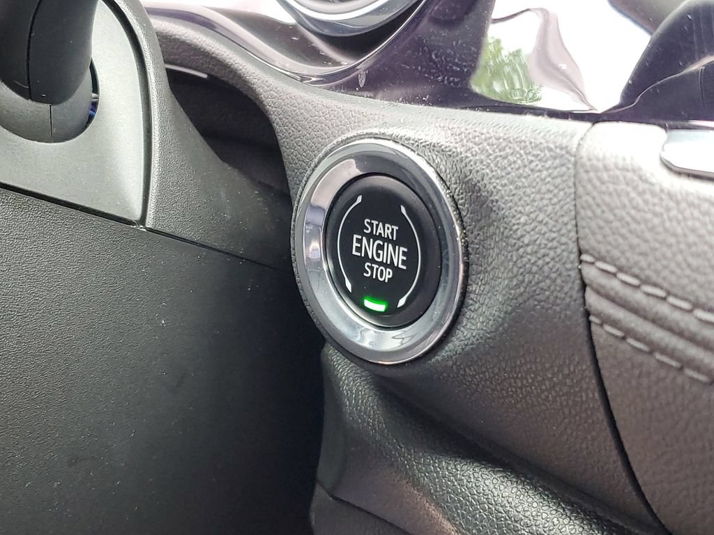 Used 2022 Buick Encore GX Preferred w/ Cold Weather Comfort Package AWD/4WD image 15