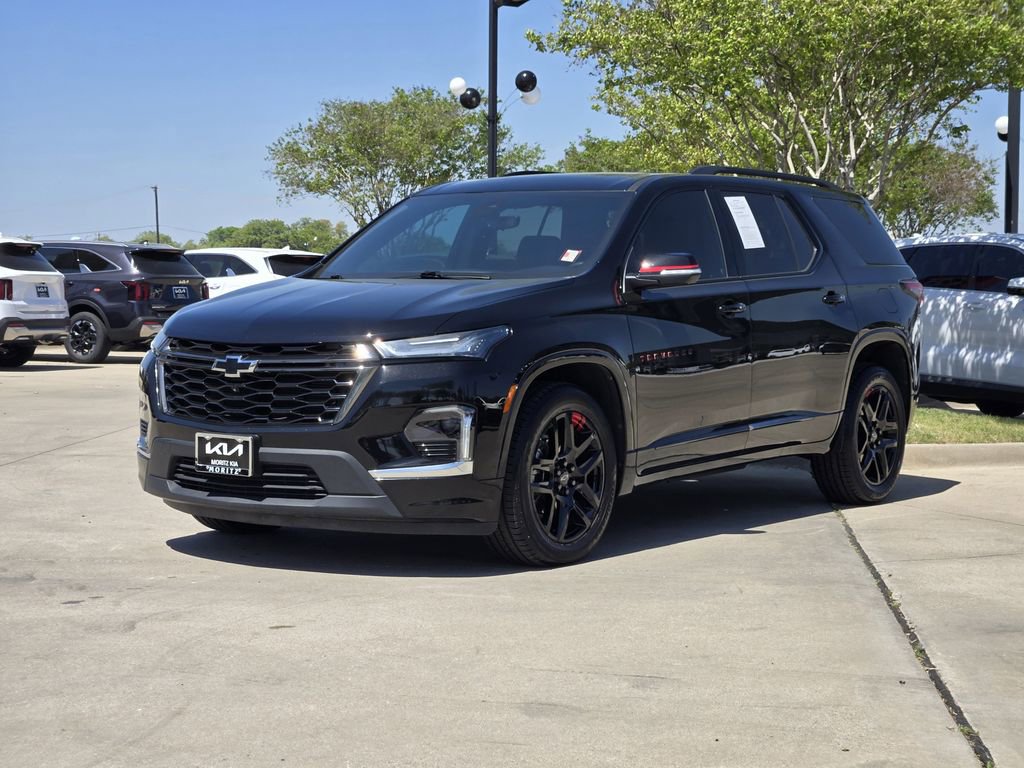 Used 2023 Chevrolet Traverse Premier w/ Redline Edition image 2