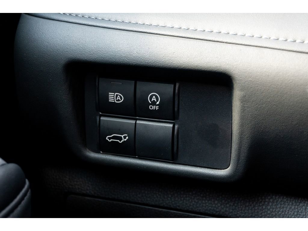 Used 2025 Toyota Highlander XLE AWD/4WD image 29