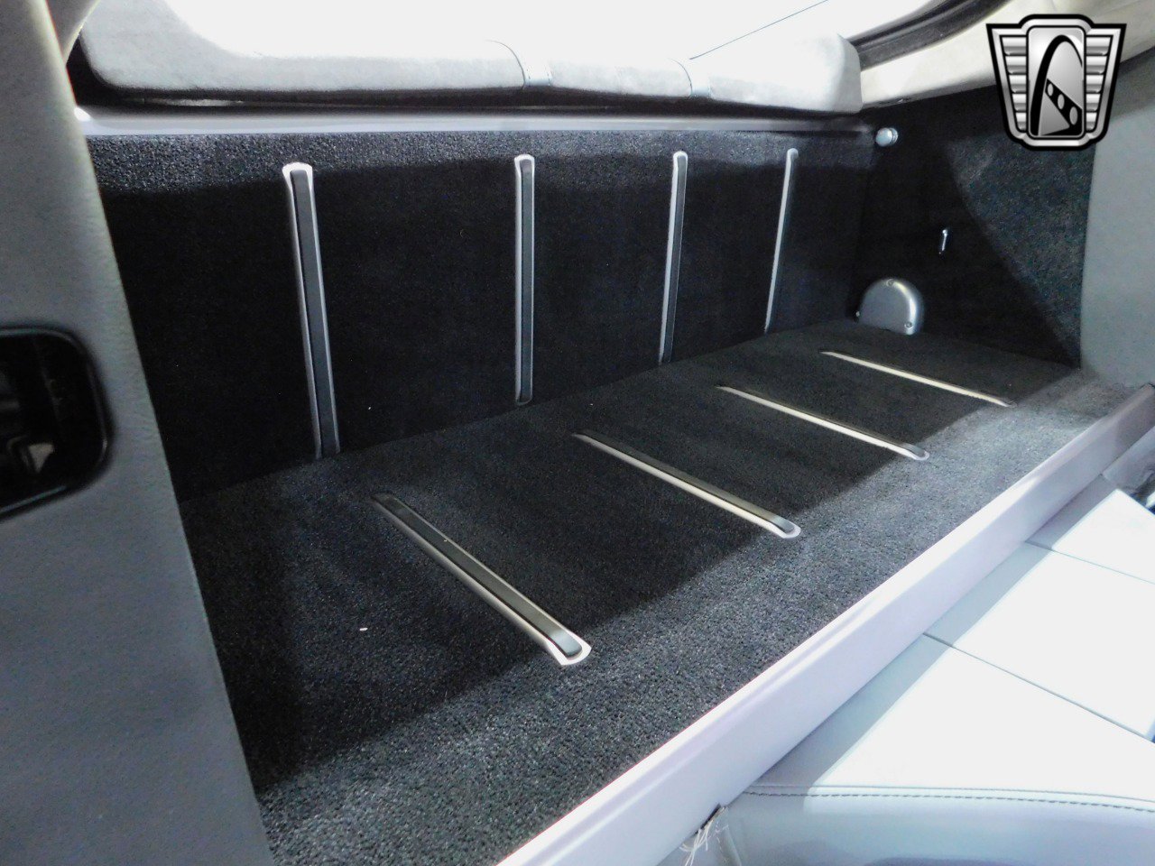 Used 2011 Aston Martin Rapide image 24