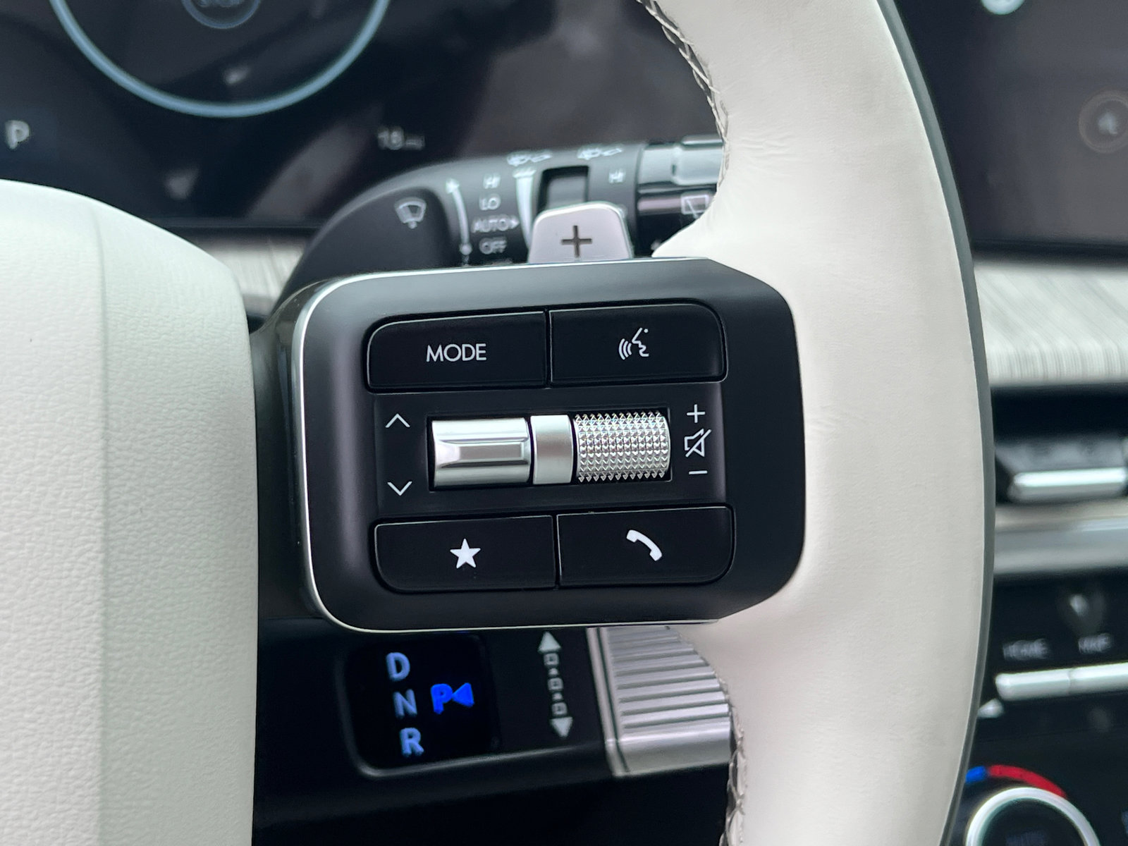 New 2025 Hyundai Santa Fe Calligraphy image 20