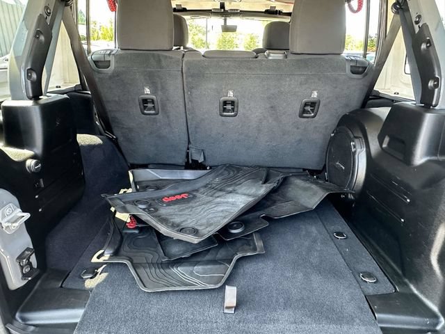 Used 2020 Jeep Wrangler Unlimited Rubicon AWD/4WD image 20
