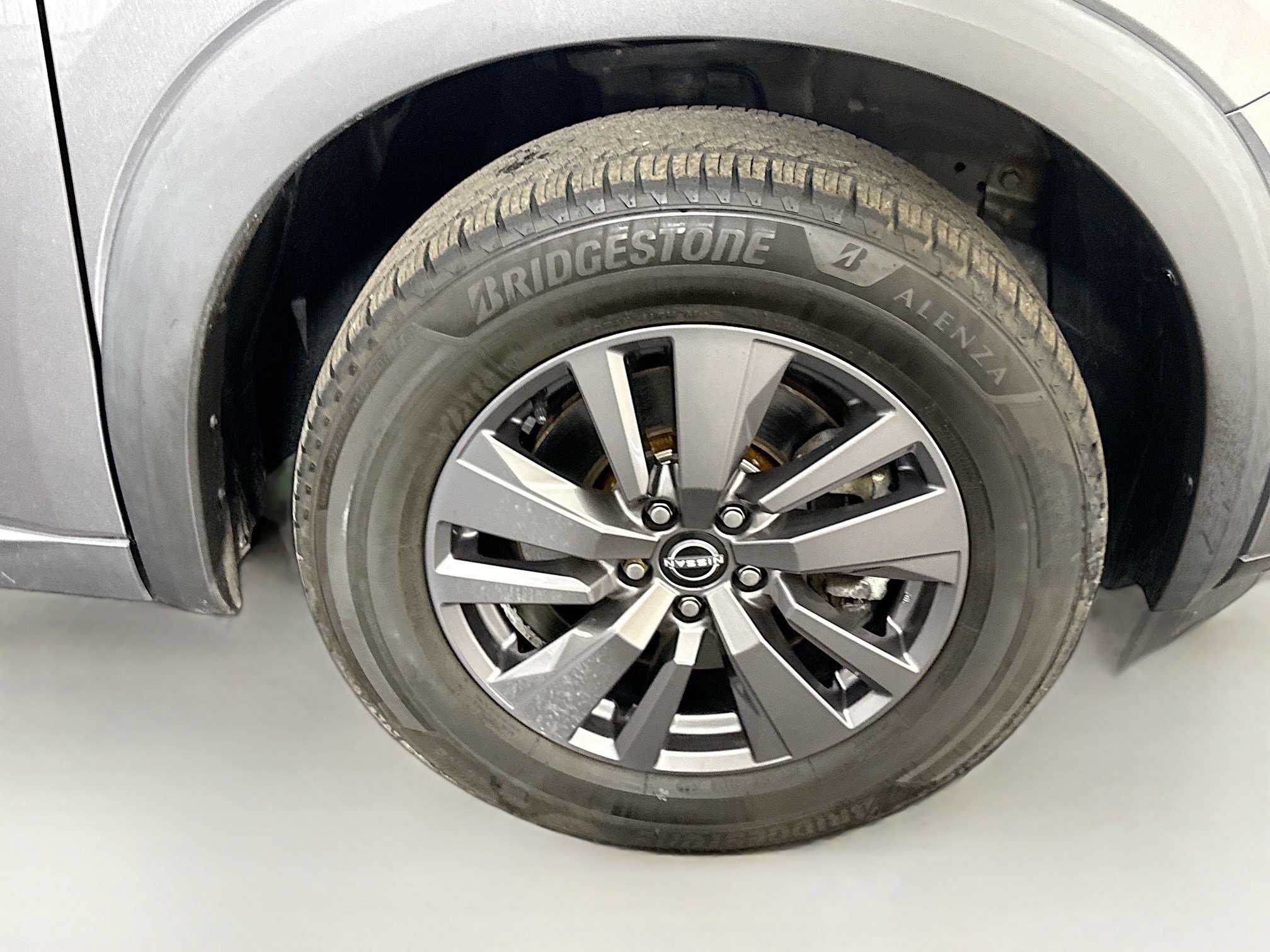 Used 2022 Nissan Pathfinder SV FWD image 32