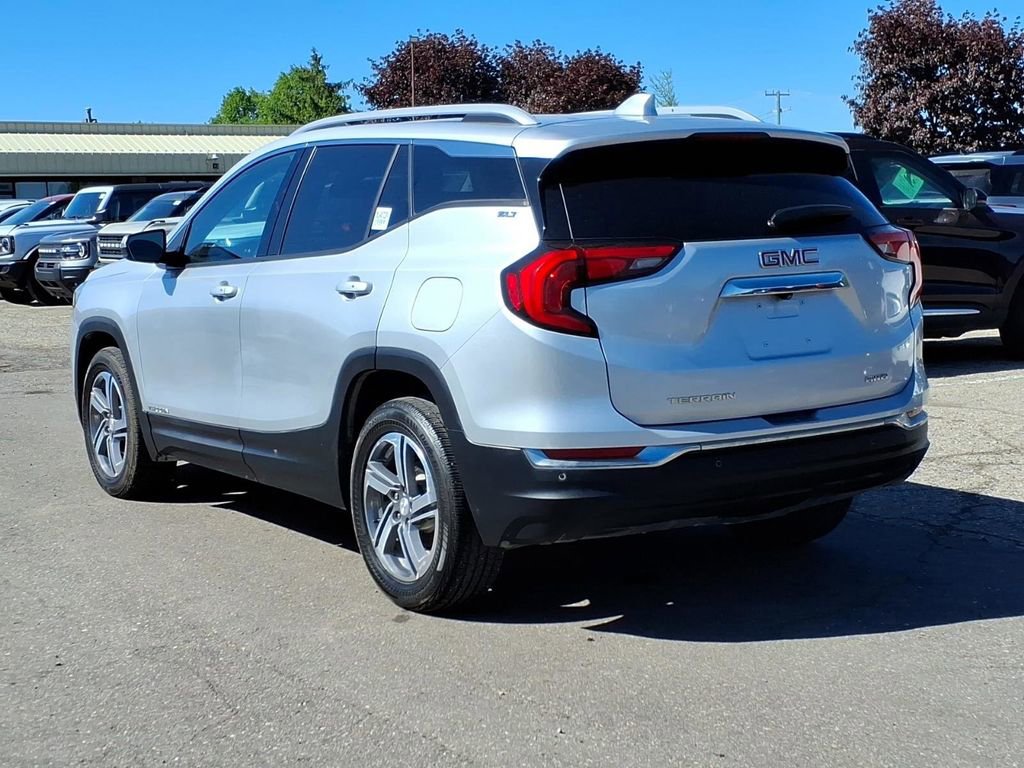 Used 2021 GMC Terrain SLT w/ LPO, Floor Liner Package AWD/4WD image 3