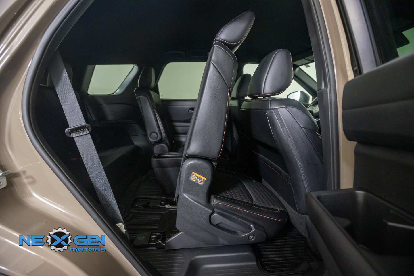Used 2023 Nissan Pathfinder Rock Creek AWD/4WD image 42