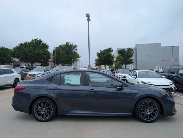 New 2026 Toyota Camry SE FWD image 3