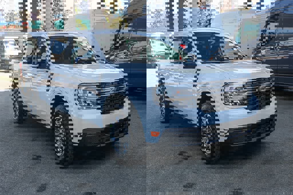New 2024 Ford Maverick Lariat w/ 4K Tow Package image 3