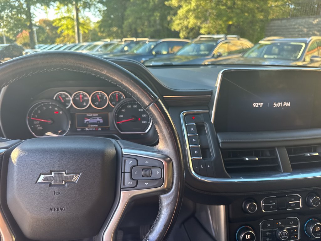 Used 2021 Chevrolet Tahoe Z71 w/ Z71 Signature Package AWD/4WD image 17