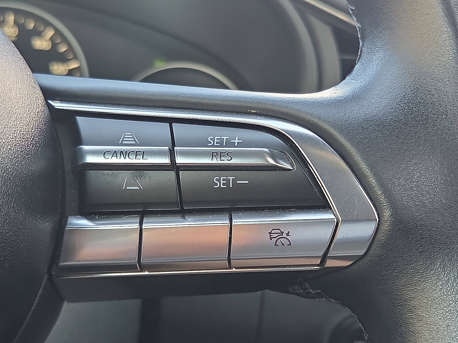 Used 2023 MAZDA MAZDA3 s image 15