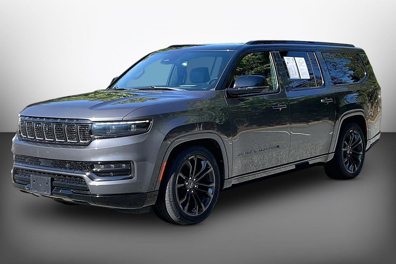 Used 2024 Jeep Grand Wagoneer L Series II w/ Quick Order Packagew 28T AWD/4WD image 4