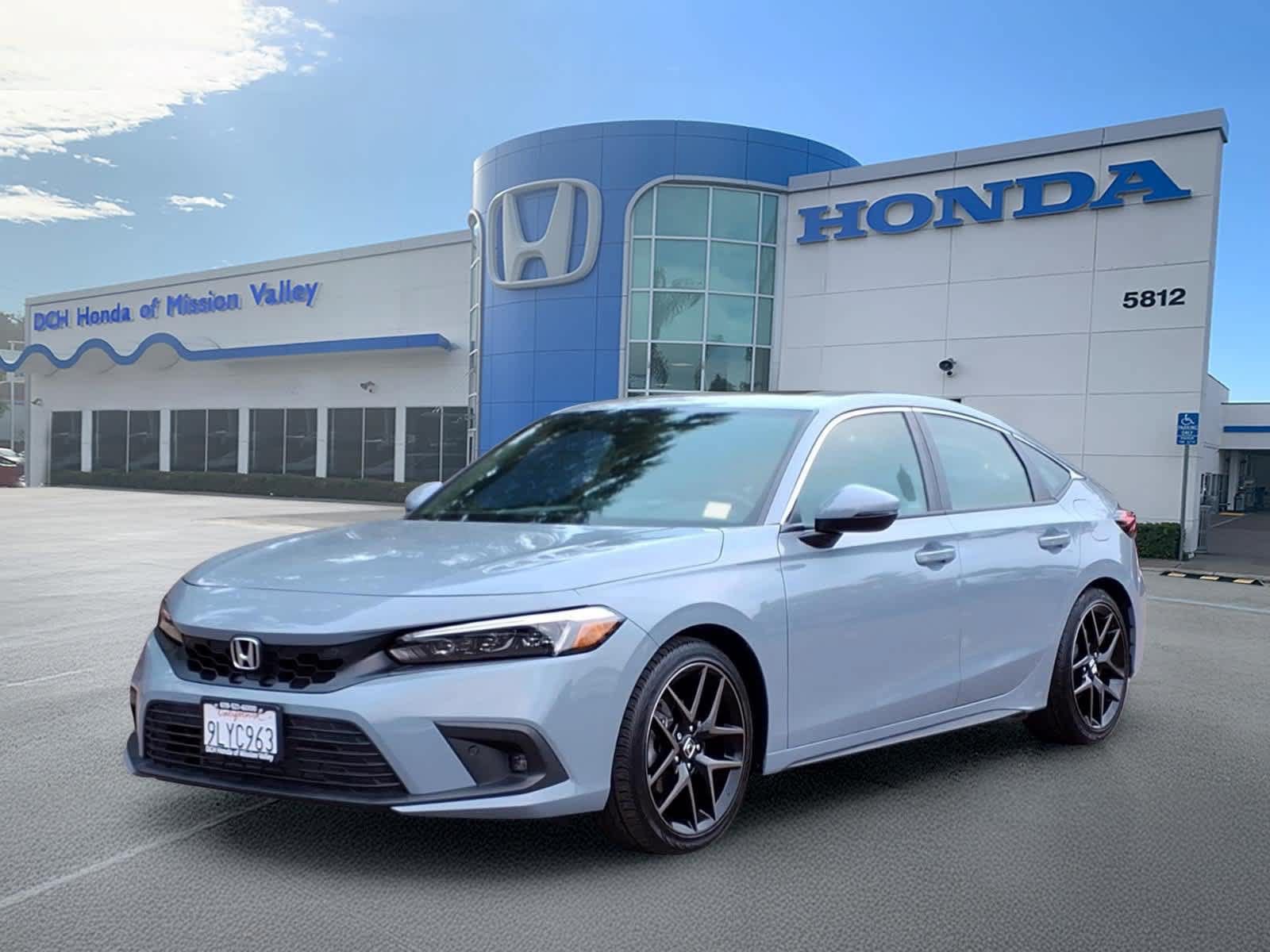 Used 2024 Honda Civic Sport Touring image 1